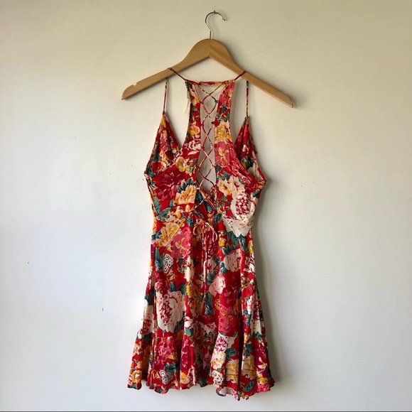 UO Kimchi Blue Sabrina Ruffled Faux Wrap Dress in Red Floral 0 - Picture 7 of 10